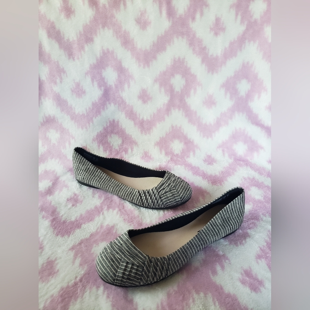 Striped Black and White Women's Flats